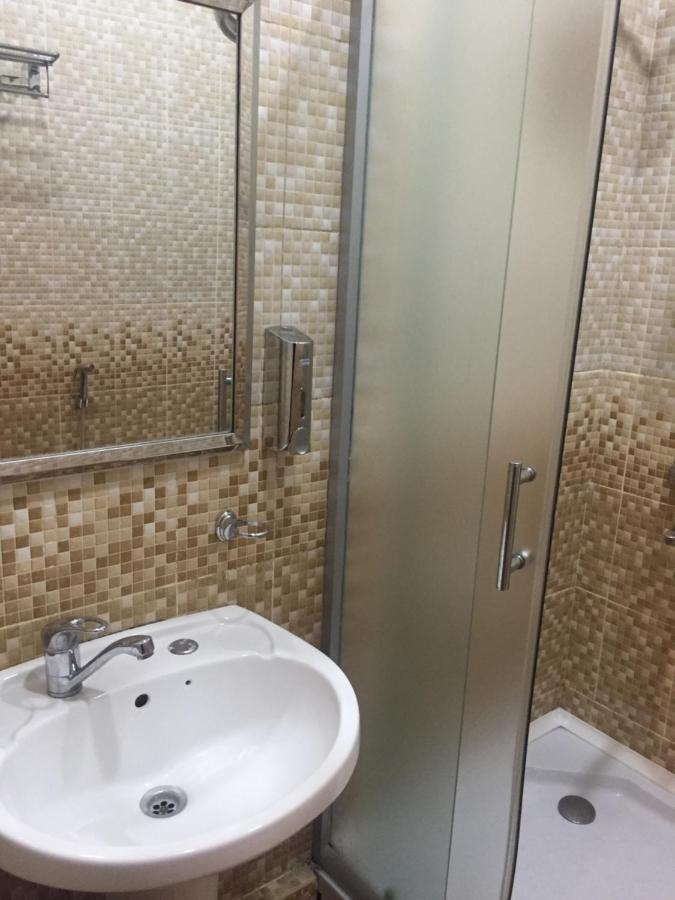 Caspian Pearl Hotel Bakoe Buitenkant foto