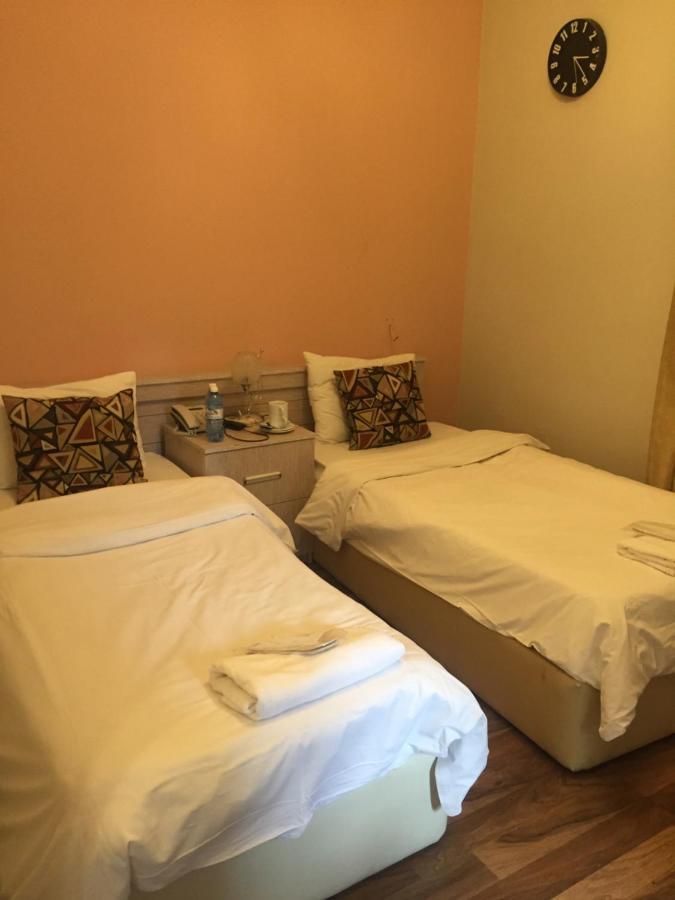 Caspian Pearl Hotel Bakoe Buitenkant foto